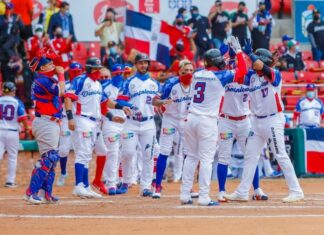 RD vence a Panamá y pasa a la final de Serie del Caribe Los Tigres del Licey de República Dominicana, los vigentes campeones de la Serie del Caribe, volverán a pelear por el título al batir en las semifinales del jueves a los Federales de Chiriquí de Panamá por 4×1 en Miami (Estados Unidos).