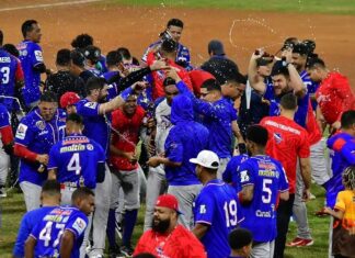 Venezuela campeón de la Serie del Caribe Miami 2024 Los Tiburones de la Guaira de Venezuela vencieron esta noche a los Tigres del Licey de República Dominicana 3-0 para convertirse en campeones de la 66 edición de la Serie del Caribe celebrado en el estadio LoanDeport de la ciudad de Miami.