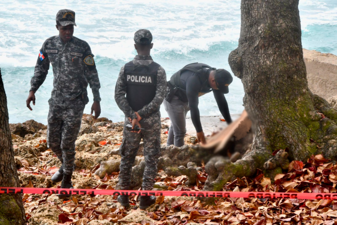 Fue identificado hombre hallado muerto en el Malecón de Santo Domingo Fue identificado como Greiby José Hernández de 41 años de edad, el hombre encontrado muerto este miércoles en la avenida George Washington en el Malecón de Santo Domingo.