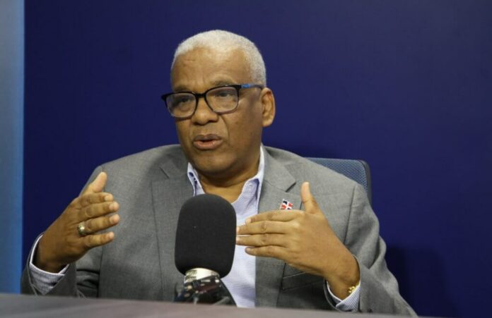 Para este 2024 el Gobierno tiene en agenda entregar unas 20 mil pensiones ‘solidarias’, según informó el director de la Dirección General de Jubilaciones y Pensiones (DGJP), Juan Rosa.