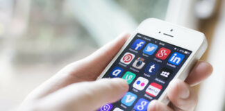 La Ciudad de Nueva York, sus escuelas y su sistema hospitalario público anunciaron el miércoles una demanda contra los gigantes tecnológicos que administran Facebook, Instagram, TikTok, Snapchat y YouTube, culpando a sus plataformas de redes sociales “adictivas y peligrosas” de alimentar una crisis de salud mental infantil que está perturbando aprendizaje y drenaje de recursos.