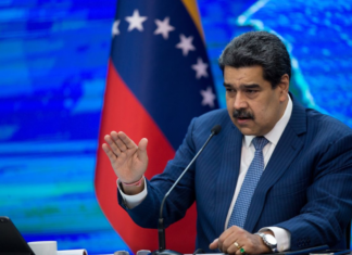 Gobierno de Venezuela rechaza renovación de Orden Ejecutiva de EEUU Venezuela rechazó hoy de manera enérgica la renovación de la Orden Ejecutiva que desde el año 2015 utiliza Estados Unidos para justificar una sostenida campaña de agresión contra el pueblo venezolano, en violación del derecho internacional.