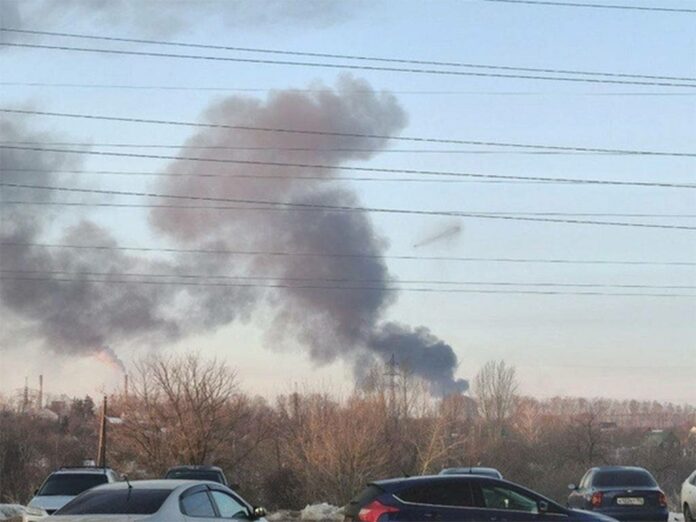 Sofocan incendio en refinería de Riazán ocasionado por dron ucraniano