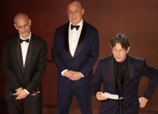 Gaza presente en discurso de guionista británico al aceptar Premio Oscar