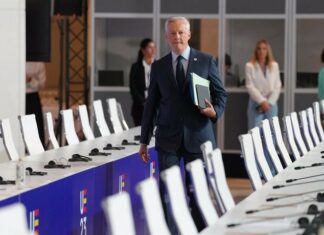 Francia prosigue evacuación de sus ciudadanos vulnerables en Haití