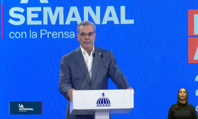 El presidente dominicano Luis Abinader este lunes