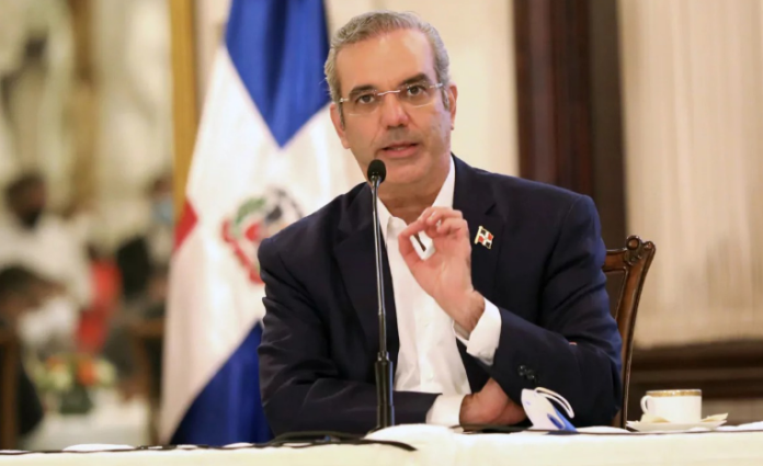 Abinader reafirma compromiso con la seguridad y soberanía de RD