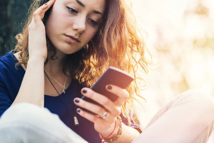 Aprueban en EEUU primer tratamiento digital para depresión