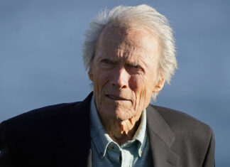 Clint Eastwood sorprende con una aparición pública