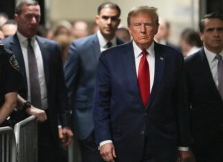 Más testigos contra Trump y otros nueve mil dólares de multa