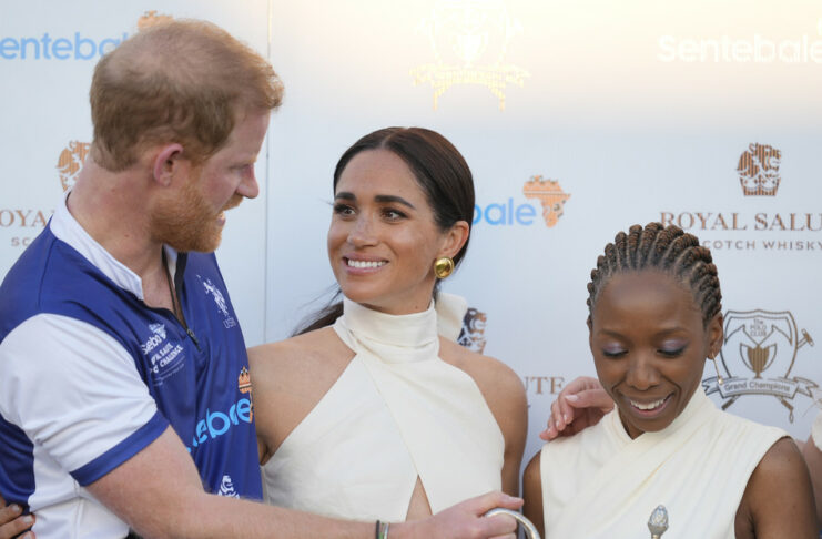 Meghan Markle no le permite a una mujer posar junto al príncipe Enrique para una foto