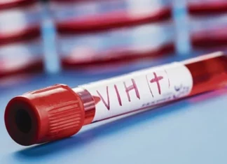 Transmisión de VIH vía madre-hijo afecta desarrollo cognitivo