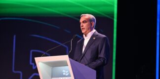 Abinader sobre Haití: “Seguiremos deportando a todo el que esté ilegal”