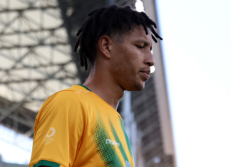 Asesinan a tiros a futbolista olímpico sudafricano