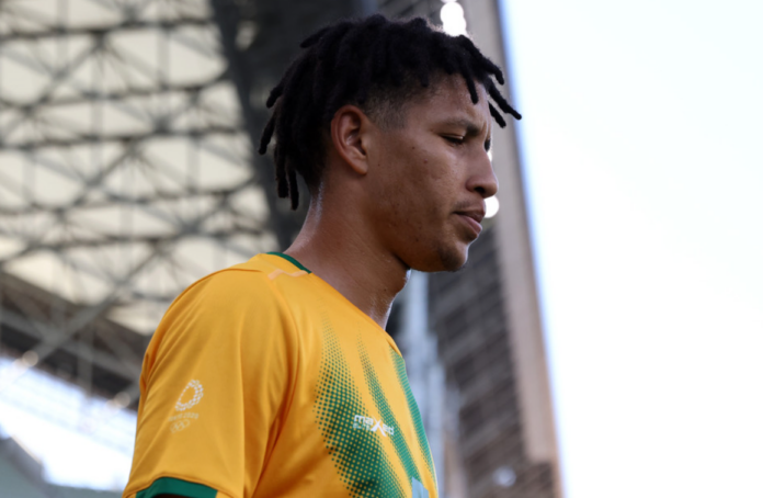 Asesinan a tiros a futbolista olímpico sudafricano
