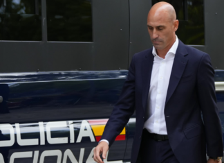 Luis Rubiales es detenido tras aterrizar en España
