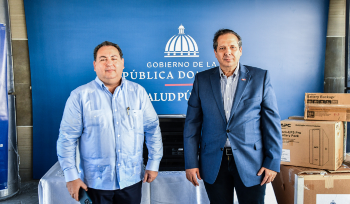 Salud entrega al SNS equipos para el diagnóstico molecular de tuberculosis