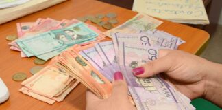 Aumentan un 8 por ciento el salario de los profesores