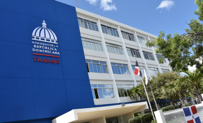 Dan a conocer aumento de un 20 % al salario mínimo del sector construcción