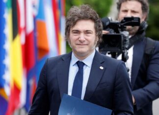 El 57,3 por ciento de los argentinos desaprueba gestión de Milei