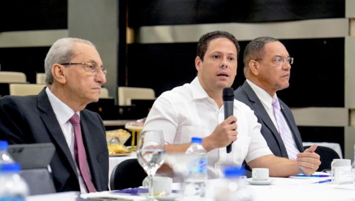 Comisión presenta no objeción a licitación de Las Parras