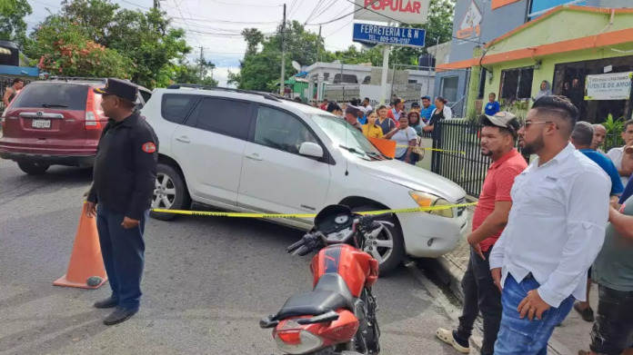Doctora es asesinada a tiros por su expareja