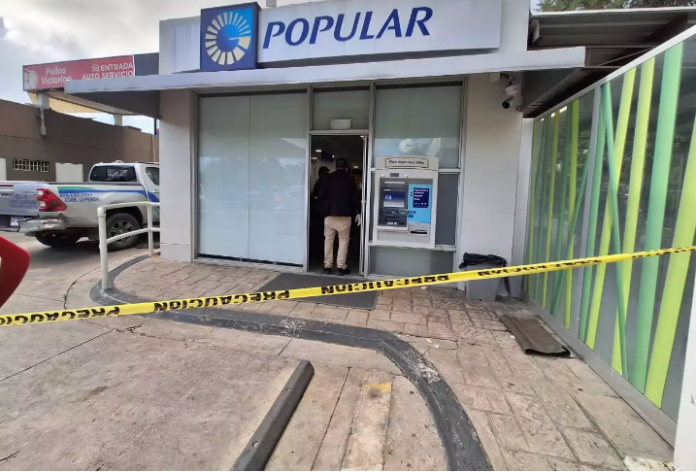 Asaltan sucursal del Banco Popular en la avenida Luperón