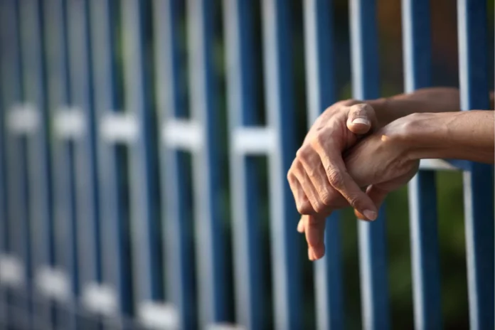 Dictan 10 años de prisión a hombre por asalto en San Cristóbal