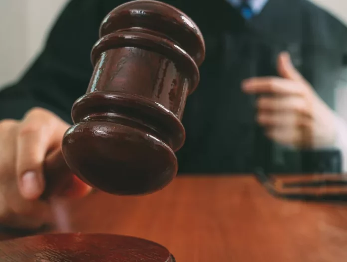 Aplazan por segunda vez medida de coerción contra hombre vinculado al Cartel de Sinaloa