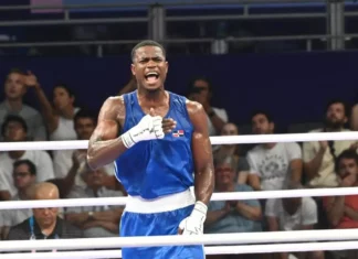 Pinales se anota triunfo y avanza a cuartos de finales en boxeo