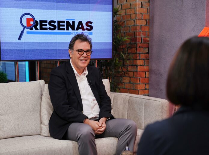 Jottin Cury recuerda que la ley manda a explicar el porqué debe modificarse la Constitución