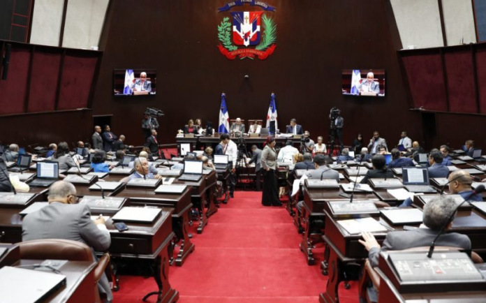 Aprueban proyecto de presupuesto complementario por más de RD$35,000 millones