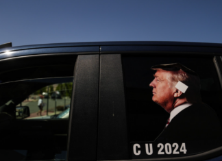 Trump arremete contra Meta y Google por censurar su foto tras el atentado