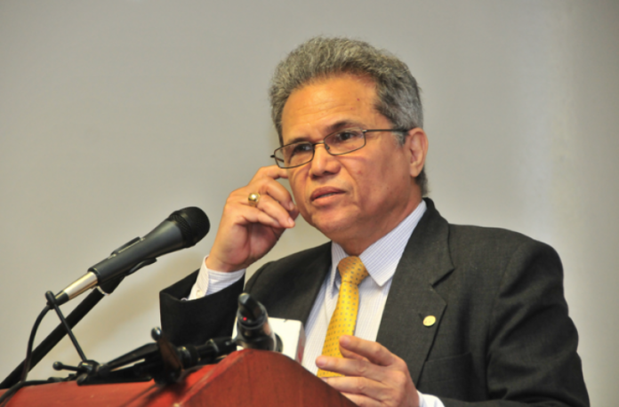 CMD informa que médicos recibirán mil cincuenta millones en incentivos por antigüedad