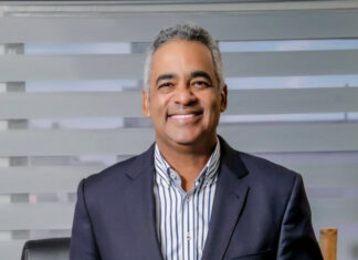 Joel Santos dice que buscará transformar el sector eléctrico del país