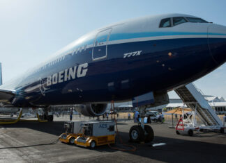 Boeing suspende pruebas en un avión por daños estructurales