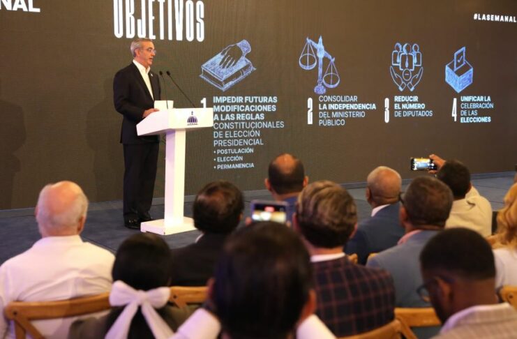 Abinader presenta su proyecto de reforma constitucional