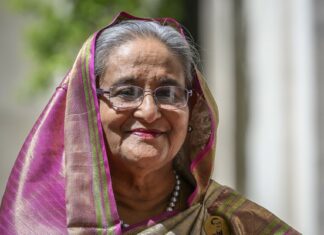 Investigan a ex primera ministra de Bangladés por un muerto en las protestas