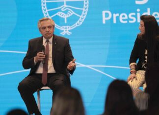 Revelan chats entre Fabiola Yañez y la exministra de la Mujer tras denuncia contra Alberto Fernández