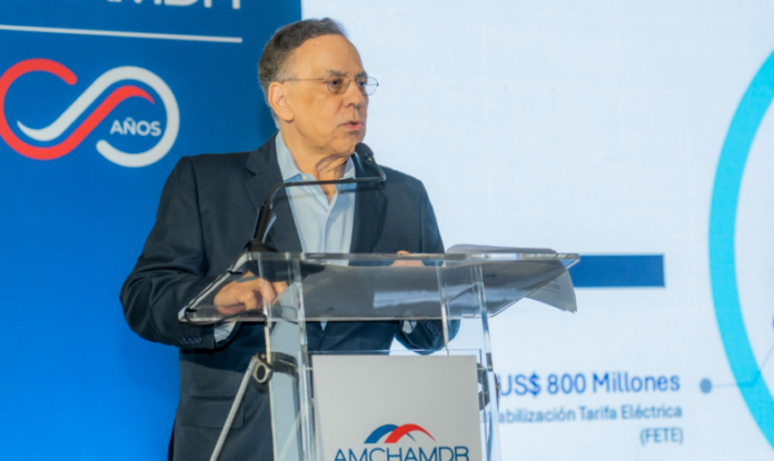 Marranzini presenta plan para la recuperación del sistema de distribución eléctrica de RD