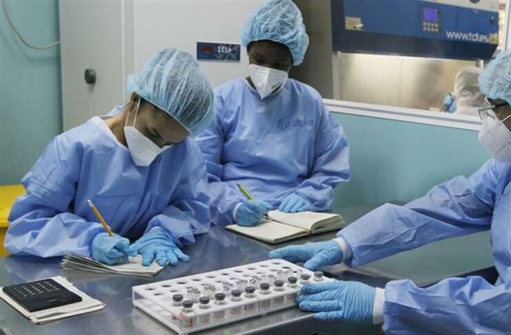 Más de 50 mil mujeres trabajan en Cuba en ciencia y tecnología