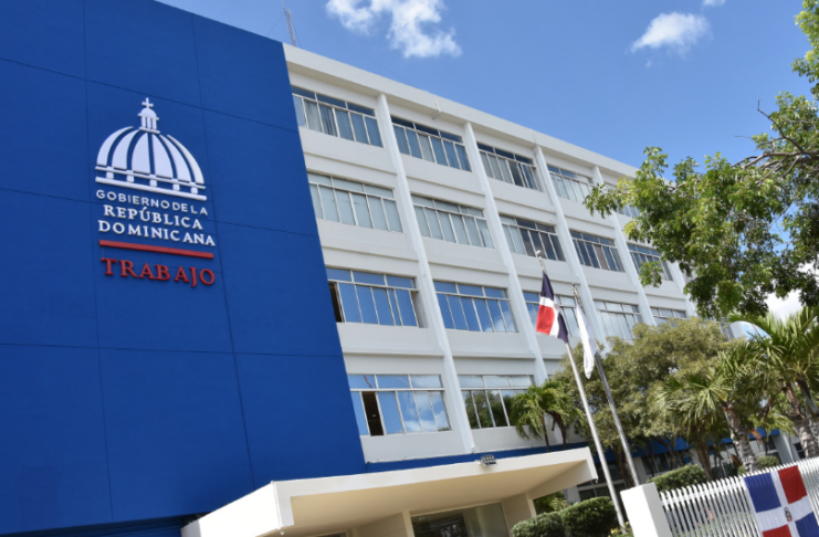 Ministro de Trabajo invita a jornadas de empleo para empresa de cruceros