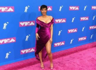 Cardi B dio a luz a su tercer hijo con Offset
