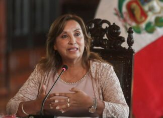 Boluarte seguirá siendo investigada por el caso Rolex