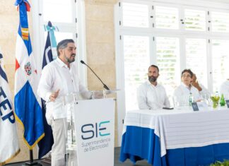 Colaboradores de CEPM reciben certificación de la Superintendencia de Electricidad (SIE)