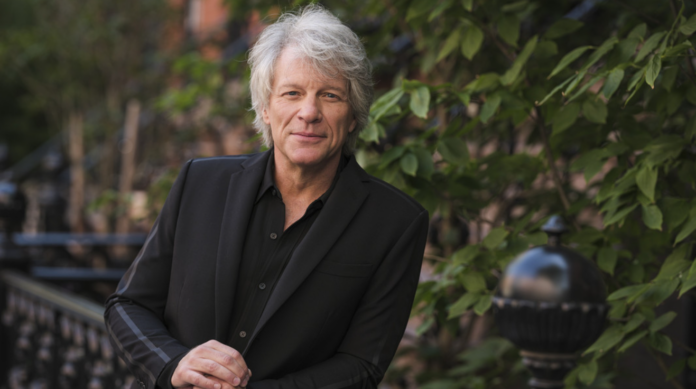 Jon Bon Jovi salva a una mujer a punto de saltar de un puente