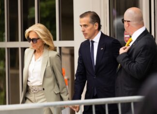 Hijo de presidente de EEUU intenta evitar segundo juicio