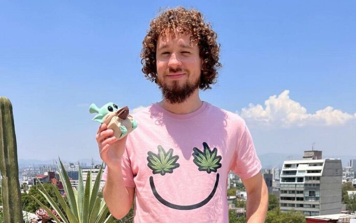 Autoridades del Metro SD detienen al youtuber mexicano Luisito Comunica