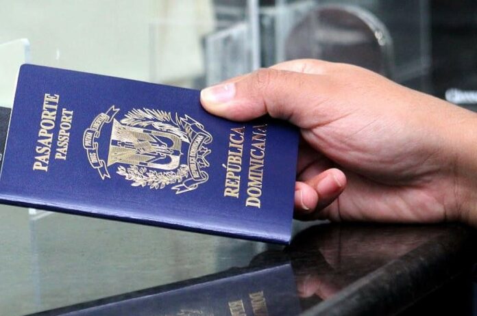 Suspenden licitación de pasaportes electrónicos