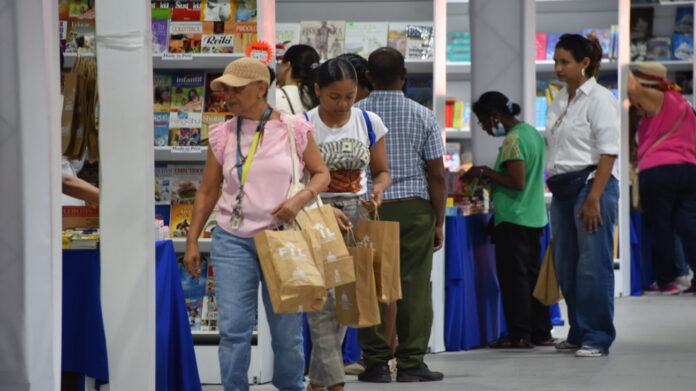 Cultura proyectará el legado de Washington Heights en la Feria del Libro 2024